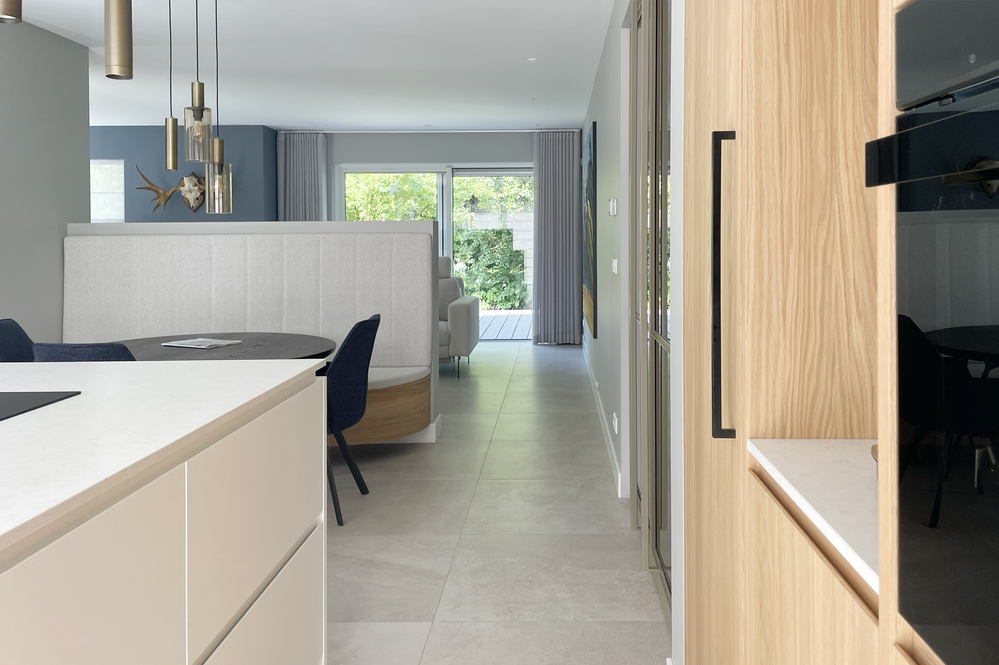 Slider22 Home DeBoer Overview